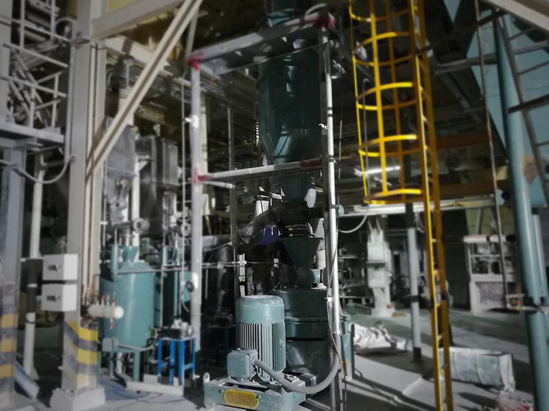 Ligne de Production de Modification de Carbonate de Calcium Lourd d'une Usine Minérale en Thaïlande